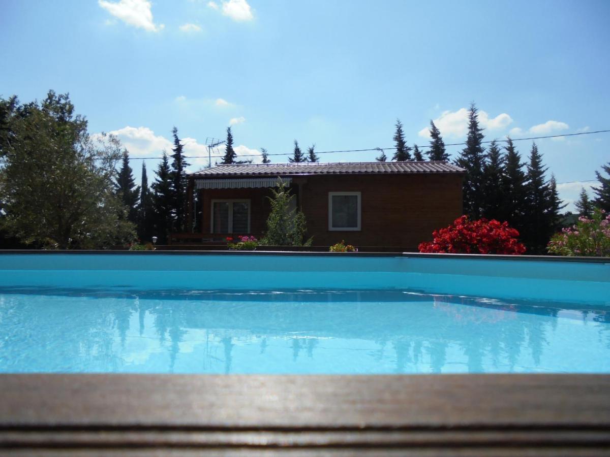 Chalet 4 Personnes Montolieu 外观 照片